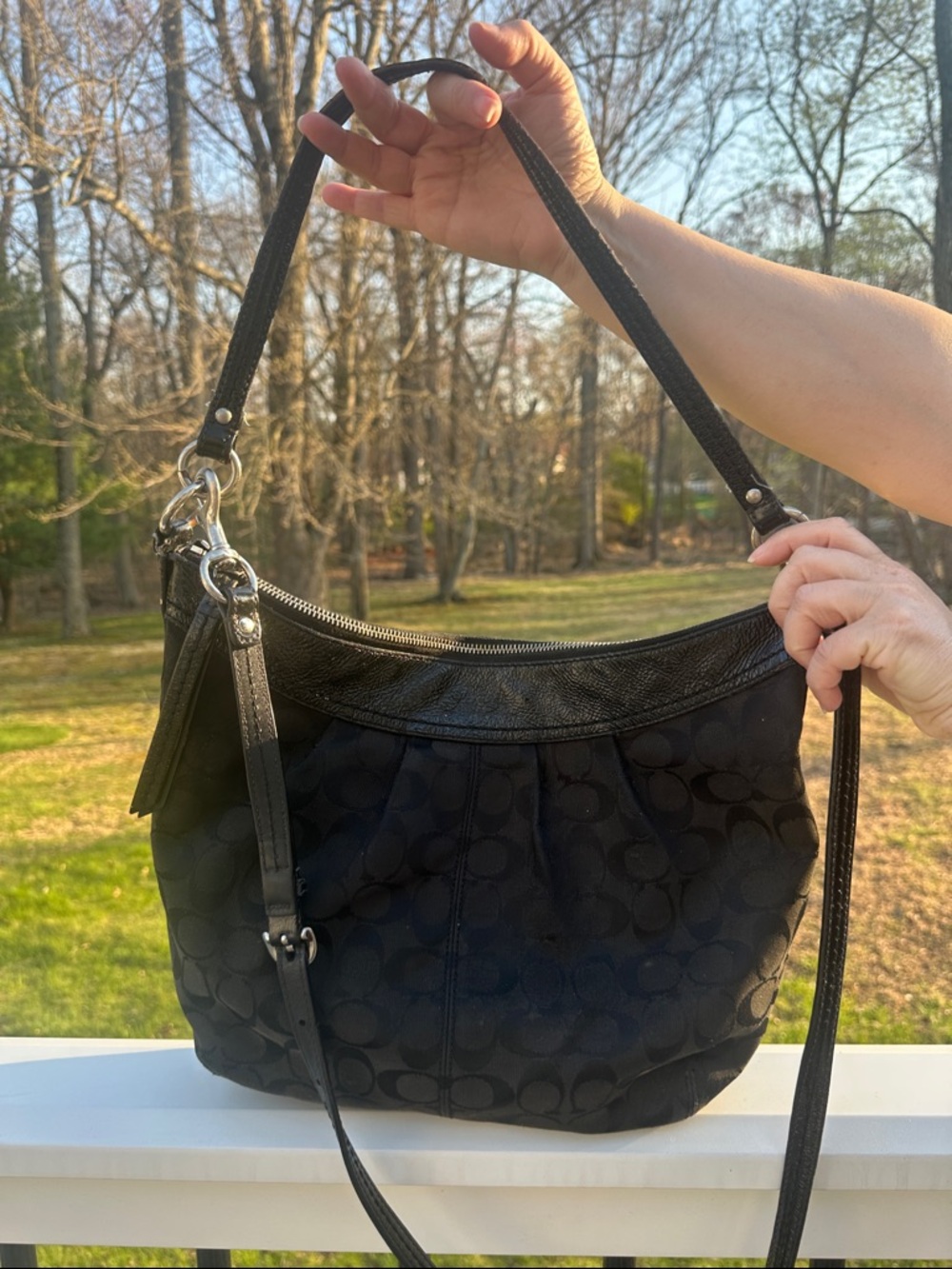 COACH Soho Signature Large Back Shoulder Hobo 13744 - Picture 4 of 16